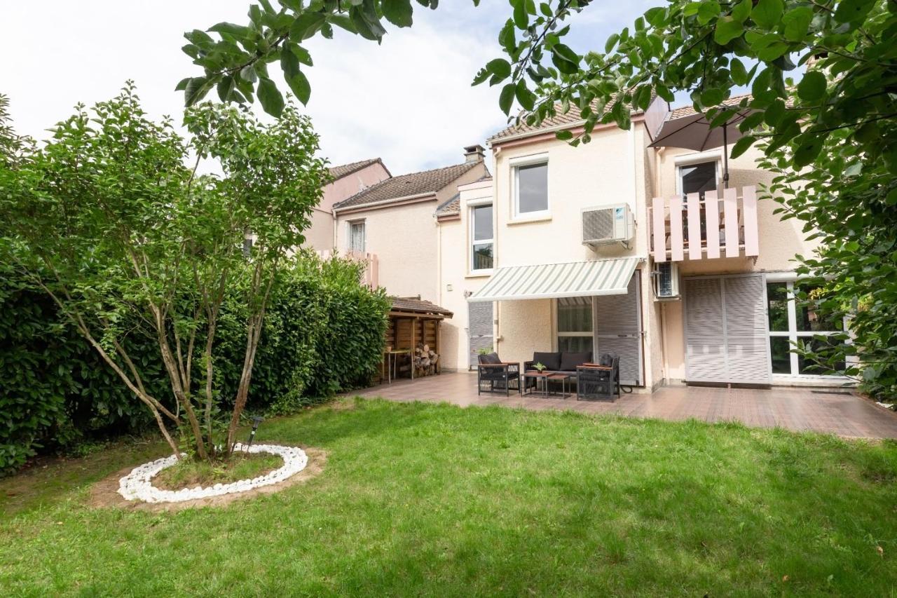 Le Garden -Maison-2Parking-Jardin-Terrasse-Babyfoot-Wifi Cergy Exterior photo